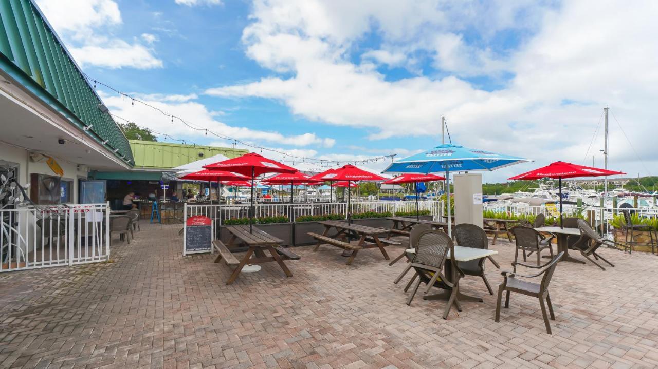 Heated Pool, Fireplace, 70" Tv, Waterfront & More! Sarasota Esterno foto